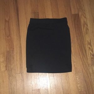 tight black skirt with elastic waist